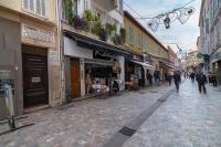 Romantic and new apartment in the famous Rue Meynadier in the supercentre of Cannes - Chambres d'hôtes Cannes
