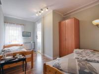 Chambre Lits Jumeaux avec Salle de Bains Privative