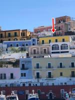 Maridea - Camere con vista al Porto - B&B