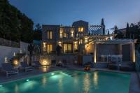 Villa Costele with Private Sandy Beach - B&B Karyófyto