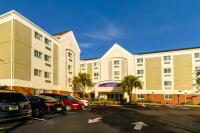 B&B Fort Myers - Candlewood Suites Fort Myers Interstate 75, an IHG Hotel - Bed and Breakfast Fort Myers