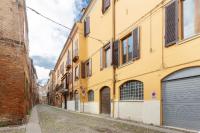 Center ZTL Lovely Apartment - B&B Ferrara