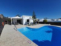 2 bedroom Villas Cassandra and Katrina with private heated pools. - B&B