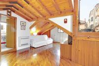 Apartment Santi Apostoli mit 2 Schlafzimmern - auf 2 Ebenen - Cannaregio 4358