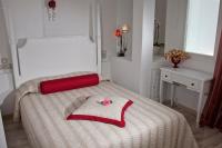 Classic Zimmer mit Whirlpool und Blick auf die Caldera