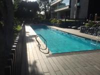 Exclusivo depto en Parque Pinares primera línea lago - B&B Pucón