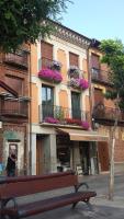 Apartamento en el Casco Histórico, frente a la Colegiata de San Isidoro, - Chambres d'hôtes León