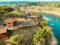 Sotavento Cabañas - B&B Guatapé