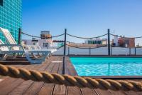 Modern 2Bed Rooftop Pool & Gym, Marina &Meia Praia Lagos - B&B