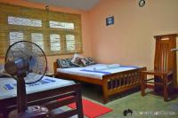 Camera Tripla Standard