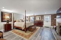 Restored Historic Home 5 bedroom 5 bath with 9 beds - Chambres d'hôtes Savannah