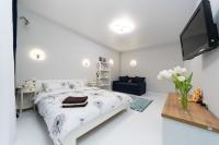Уютная 1 комнатная квартира Люкс на Теремках - Chambres d'hôtes Kiev
