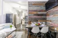 NB Urban Luxury Suites - B&B Toronto