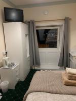 Double Room with Private External Bathroom
