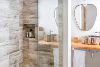 Chambre Lit Queen-Size - Vue sur Mer