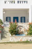 Crystal Naxos 2 Apartments at Mikri Vigla - B&B