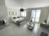 APARTAMENT OŚ. BŁĘKITNE 10H - B&B Dzierżoniów