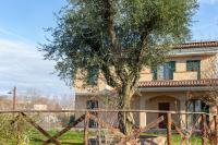 B&B Morrovalle - La Merlana affittacamere - Bed and Breakfast Morrovalle