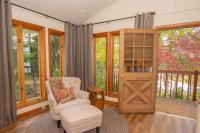 Ruby's Lake House - B&B Sevierville
