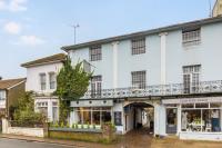 Morleys Rooms - Located in the heart of Hurstpierpoint by Huluki Sussex Stays - Bed and Breakfast