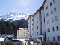swissme - 100qm - Balkon - 2 Bäder - Parkplatz - Fußbodenheizung - Chambres d'hôtes Saint-Moritz