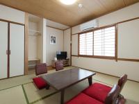 Vierbettzimmer im japanischen Stil