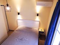 Superior One-Bedroom Apartment - 4