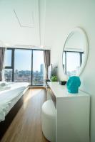 BOM HOMES- VINHOMES METROPOLIS-Service Apartment