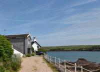 B&B Haverfordwest - Blackrock Boathouse - Bed and Breakfast Haverfordwest