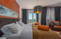 Tweepersoonskamer met Balkon en Uitzicht op Zee