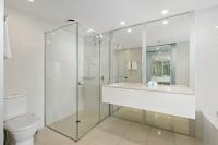 4 Bedroom Ocean Sub-Penthouse Apartment