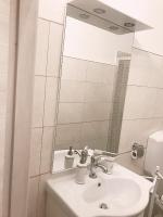 Dreibettzimmer mit eigenem Bad