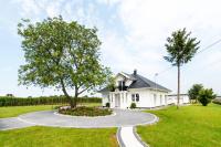 Chudzewo-dom nad jeziorem z jacuzzi - B&B Dobrzyń nad Wisłą