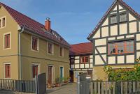 B&B Radebeul - Dreiseitenhof Radebeul - Bed and Breakfast Radebeul