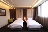 Twin Room with City View