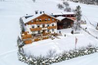 Ferienwohnungen Behamhof - B&B Neukirchen am Großvenediger