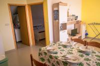 Apartment Elza - Bed and Breakfast Povljana