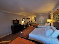 Queen Room with Two Queen Beds - Smoking