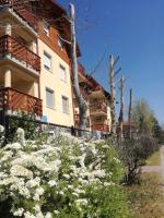 Plázs Apartman Balatonlelle - B&B
