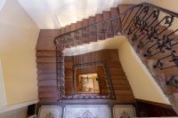 Downtown Elegance by Great Market Hall - 2 BEDROOMS, 1 LIVING ROOM, 2 BATHROOMS, FREE AIRCONDITIONER, FREE ITALIEN COFFEE - Chambres d'hôtes Budapest
