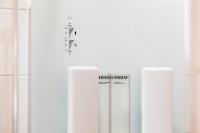 Apartment with Lake View