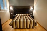 Doppelzimmer mit Gemeinschaftsbad und Zustellbett