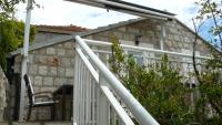 One-Bedroom Apartment with Balcony and Garden View - Attic