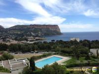 B&B Cassis - Magnifique vue baie et Cap Canaille Parking/Piscine - Bed and Breakfast Cassis