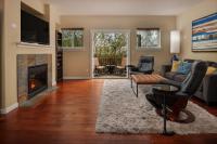 Lizzie Court - B&B Portland