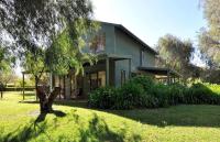 Three-Bedroom House - Lofthouse 3