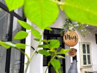 Entire Cosy Apartments May Homestay Hanoi - B&B