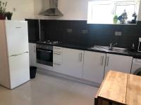 Cosy 2 bedroom Apartment -Heathrow Airport - B&B Hayes