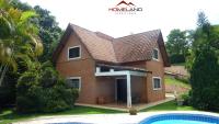 Linda casa em condomínio ecológico de alto padrão a 1h de SP, Terreno de 1500m2 com amplo gramado e piscina, WiFi para Home Office, Área gourmet com churrasqueira, forno de pizza e lareira aconchegante - Bed and Breakfast Sará-Sará