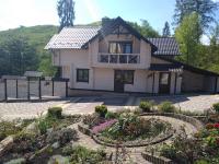 B&B Kossiv - Villa Medova - Bed and Breakfast Kossiv